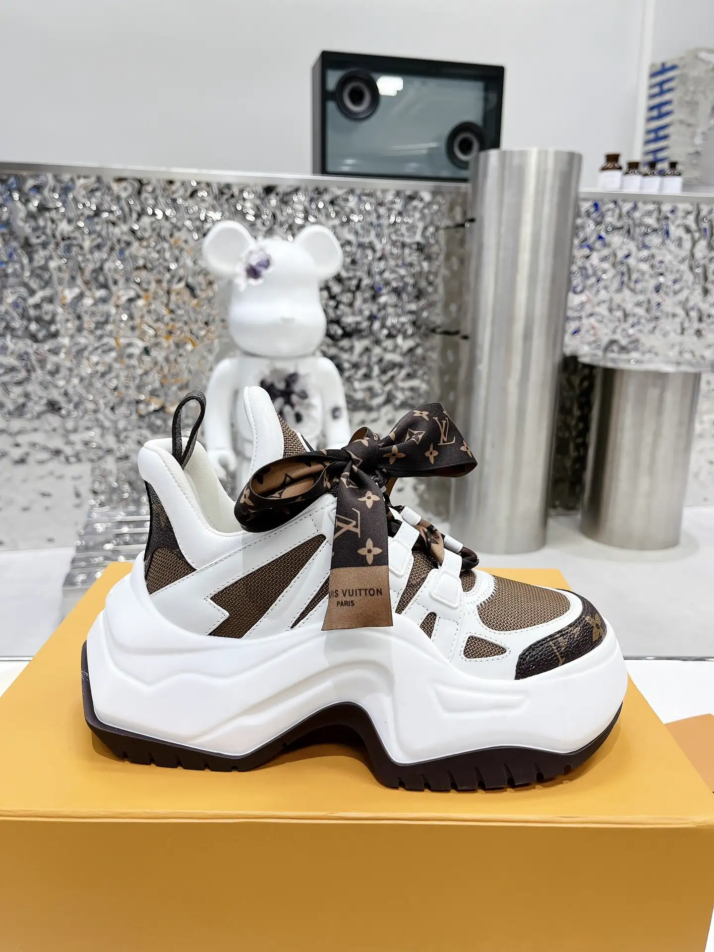 LV Cruise23 Women's Archlight 2.0 Sneakers image 1