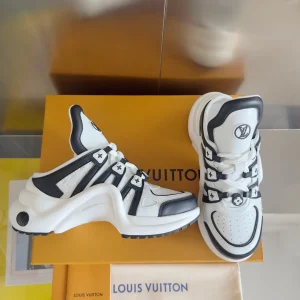 Women's Archlight Series Classic Chunky Sneakers image 1