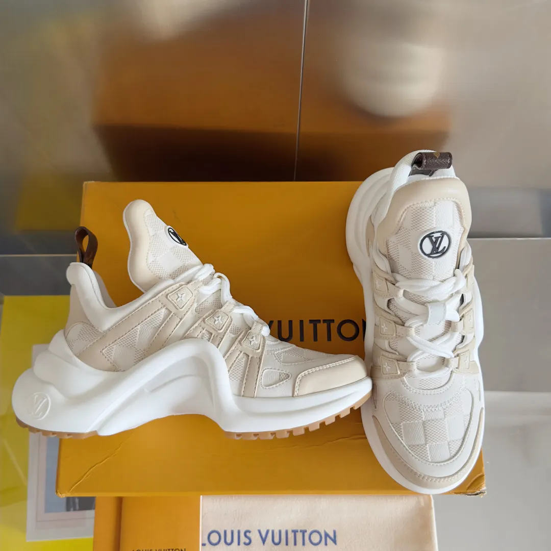 Archlight Series Classic Women's Chunky Sneakers image 1