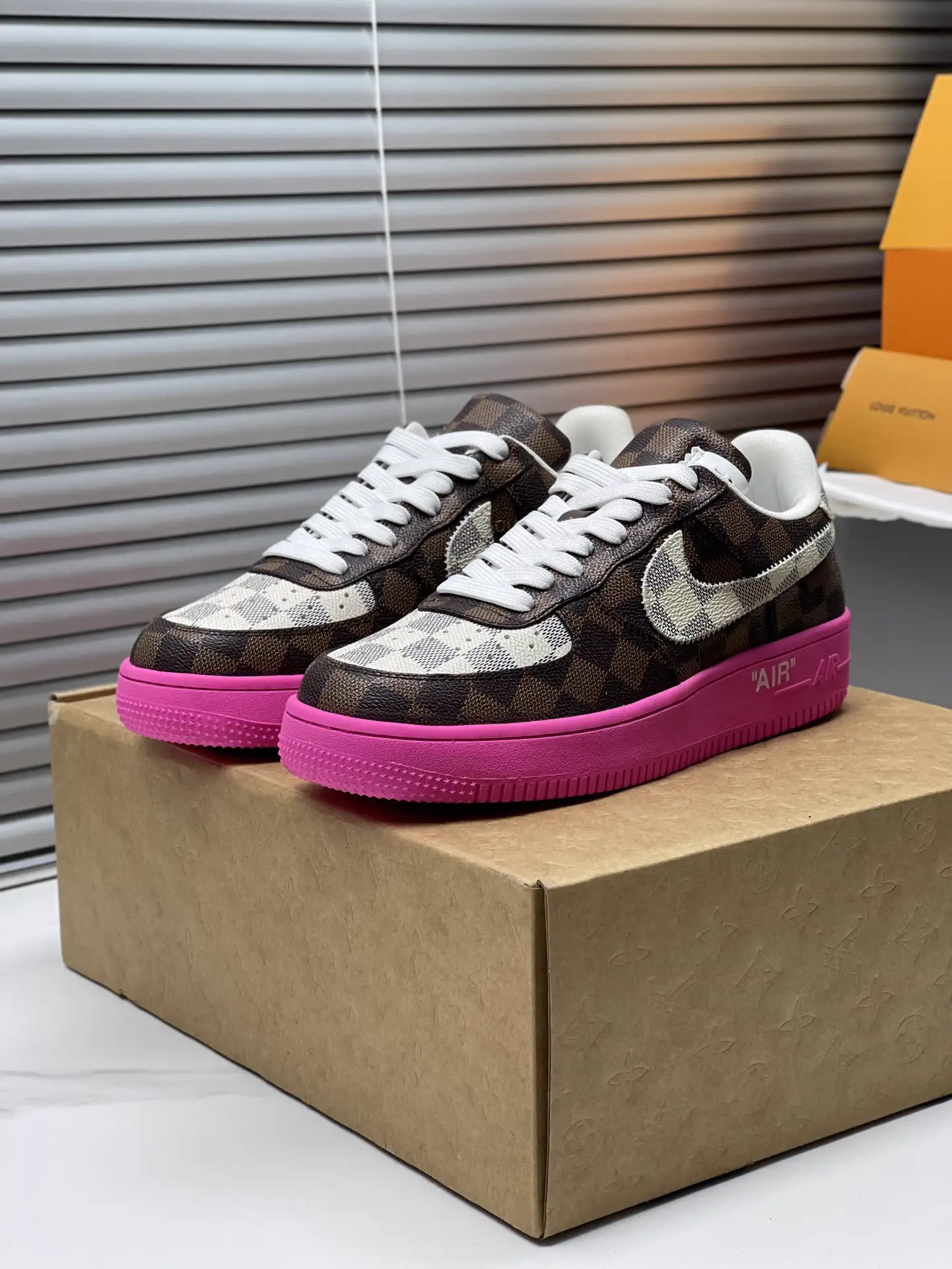 Louis Vuitton x Nike Air Force 1 22ss image 1