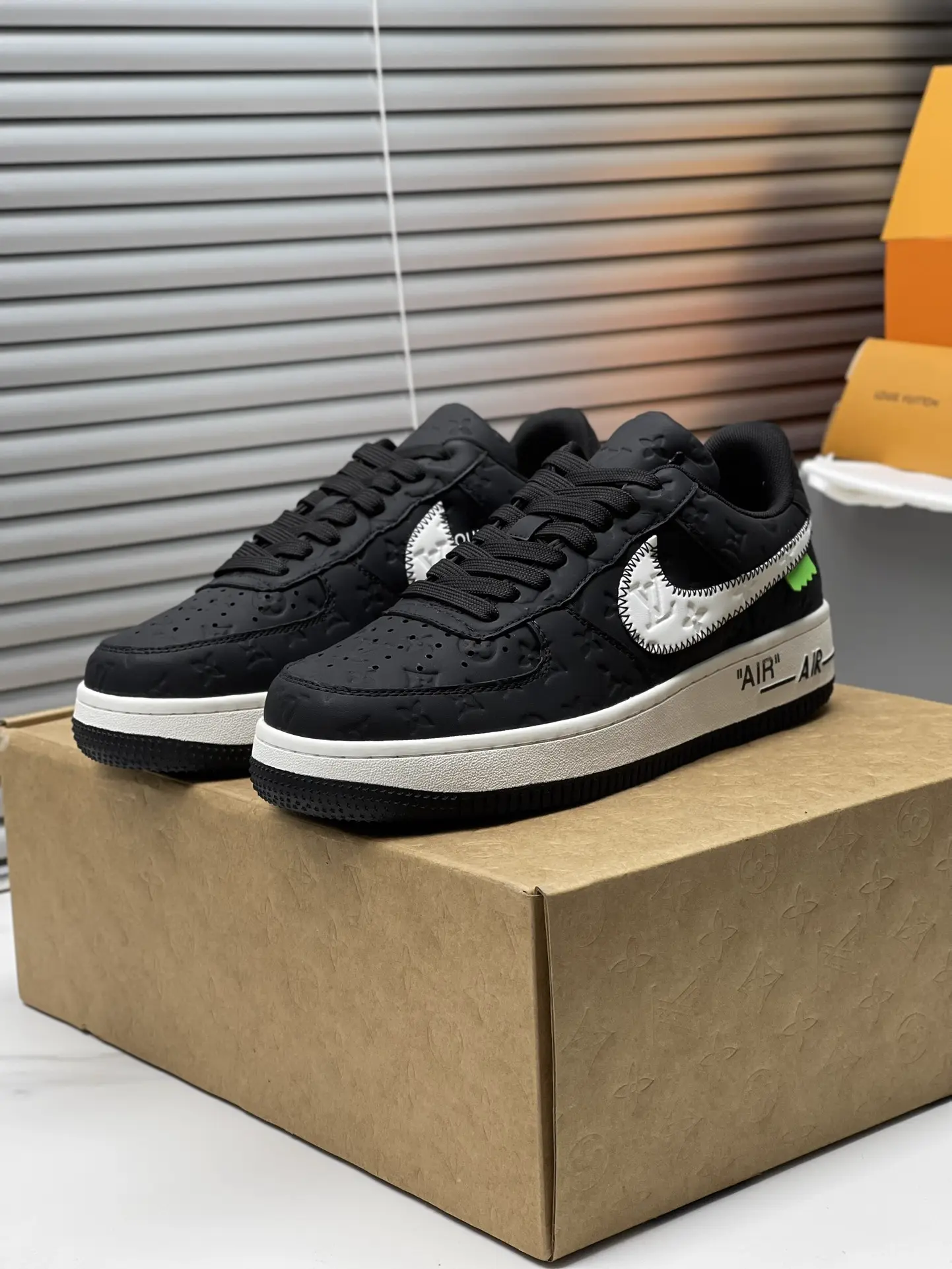 Louis Vuitton x Nike Air Force 1 22ss image 1