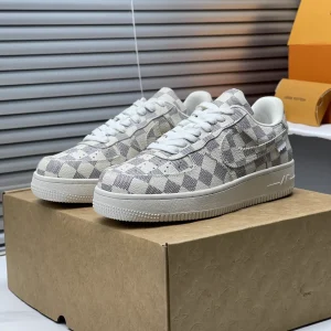 Louis Vuitton x Nike Air Force 1 22SS image 1