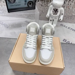 Air Jorda 1 Low Retro Casual Basketball Shoes image 1