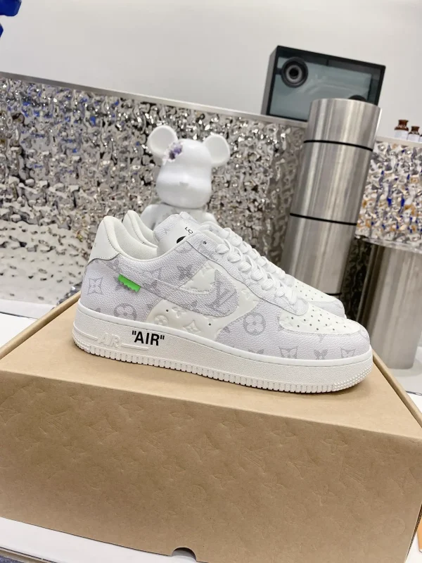 Louis Vuitton x Air Force 1 Brown Couple Board Shoes image 1
