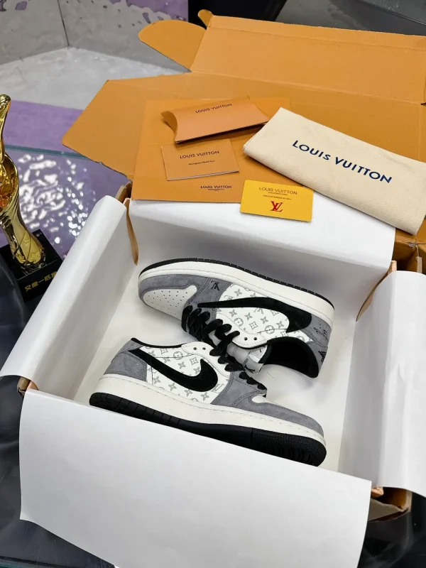 Air 1 Low Dark Knight image 1