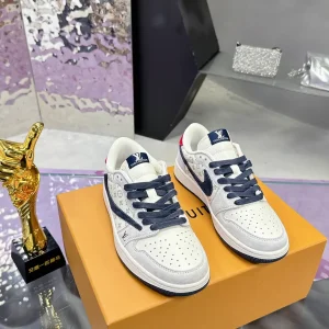 Travis Scott x Fragment Design x Air 1 Low OG SP Low Top Casual Sneakers image 1