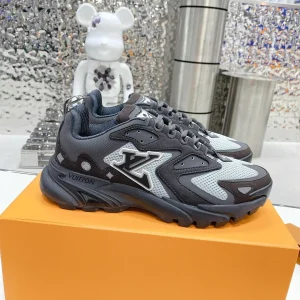 Louis Vuitton 2022 Spring Summer LV Runner Tatic Shoes image 1