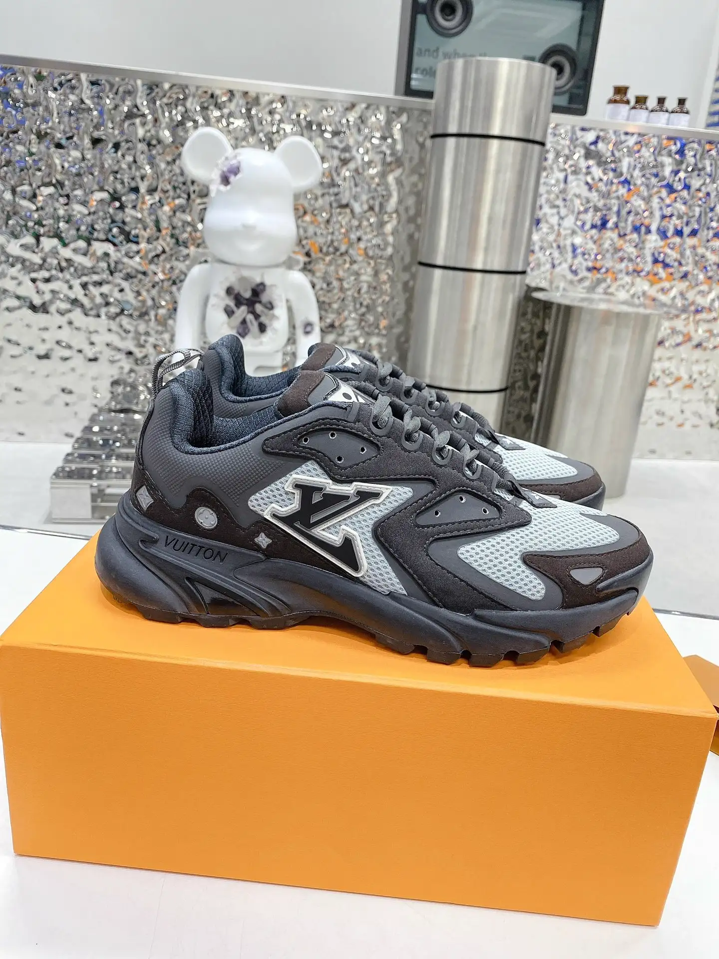 Louis Vuitton 2022 Spring Summer LV Runner Tatic Shoes image 1