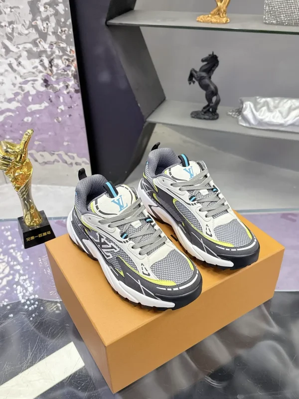 2026SS Runner Tatic Retro Sneakers image 1