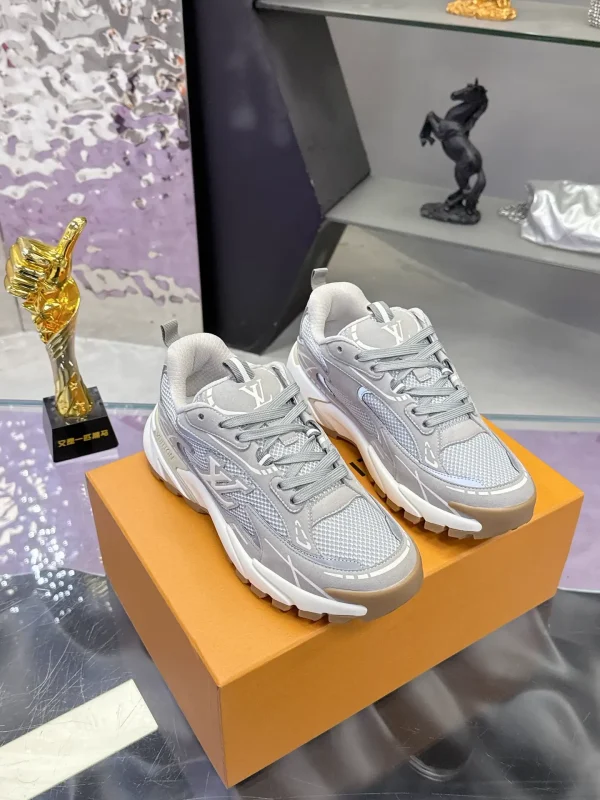 2026SS Runner Tatic Retro Sneakers image 1