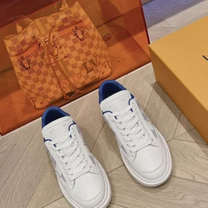 LV 2023 Men's Height-Increasing White Sneakers image 1