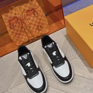 LV Men's Autumn Winter Checkerboard Print Cowhide Leather Shoes image 1