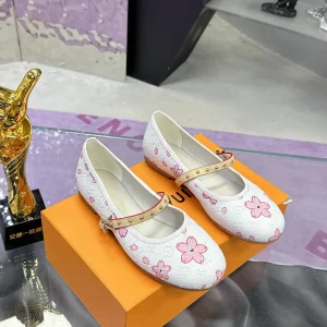 Louis Vuitton Spring/Summer Mary Jane Flat Shoes image 1