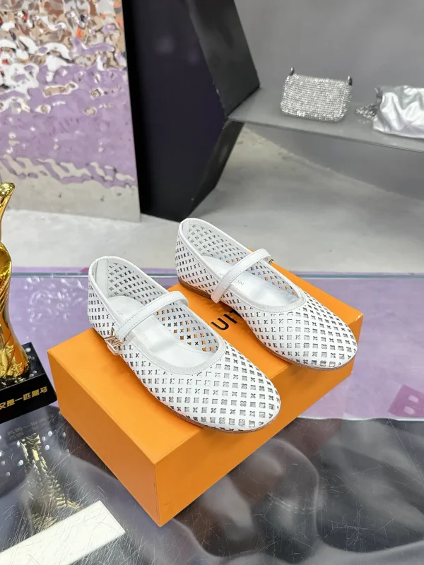 Louis Vuitton Spring Summer Mary Jane Flat Shoes image 1