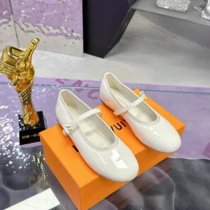 Louis Vuitton Spring Summer Mary Jane Flat Shoes image 1
