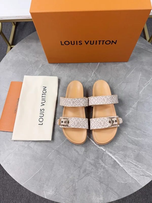 LV 2025 Spring Summer New Slippers with Adjustable Buckle image 1