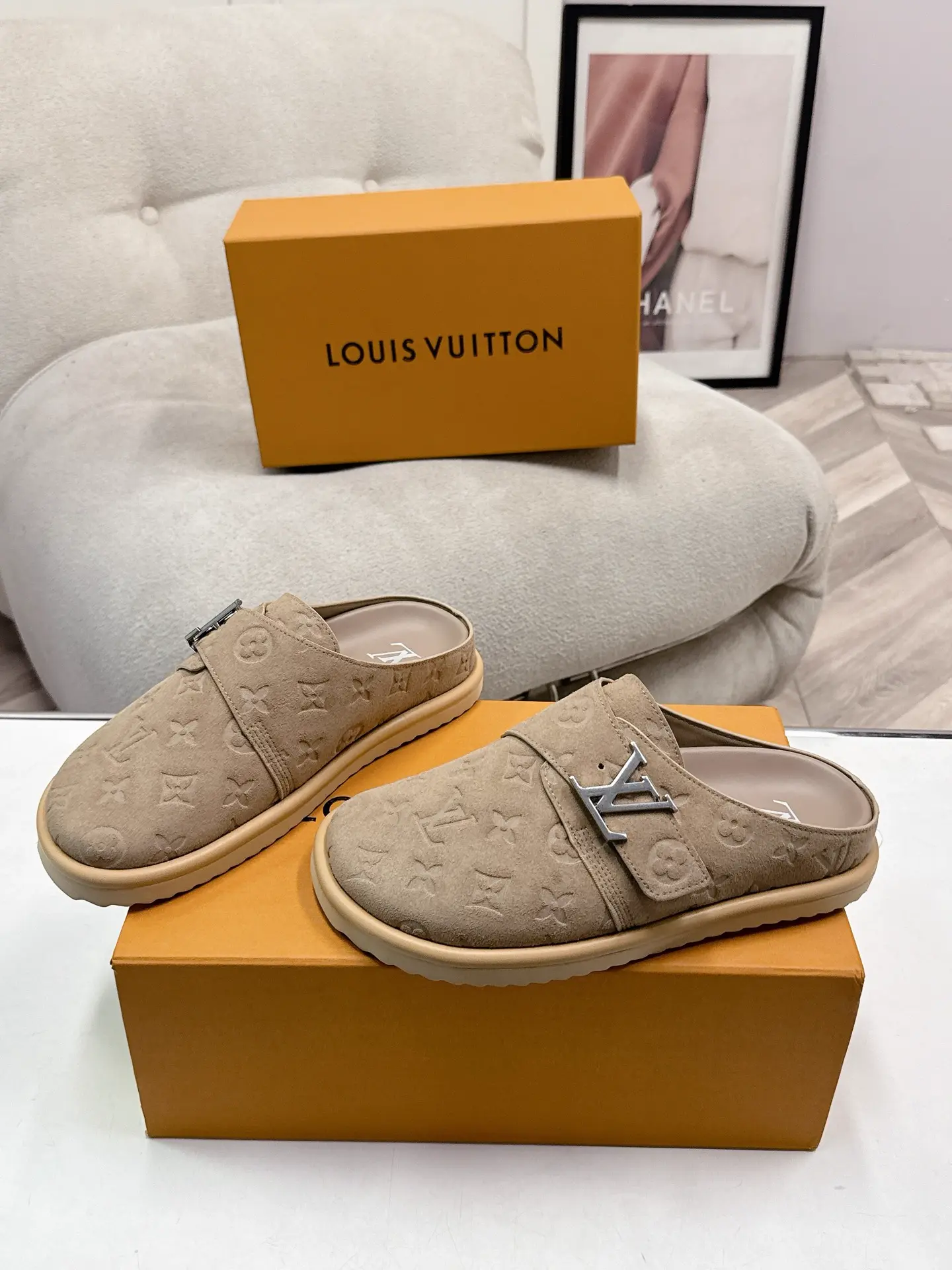 LV 25SS Spring/Summer New Birkenstock Style Casual Slides image 1