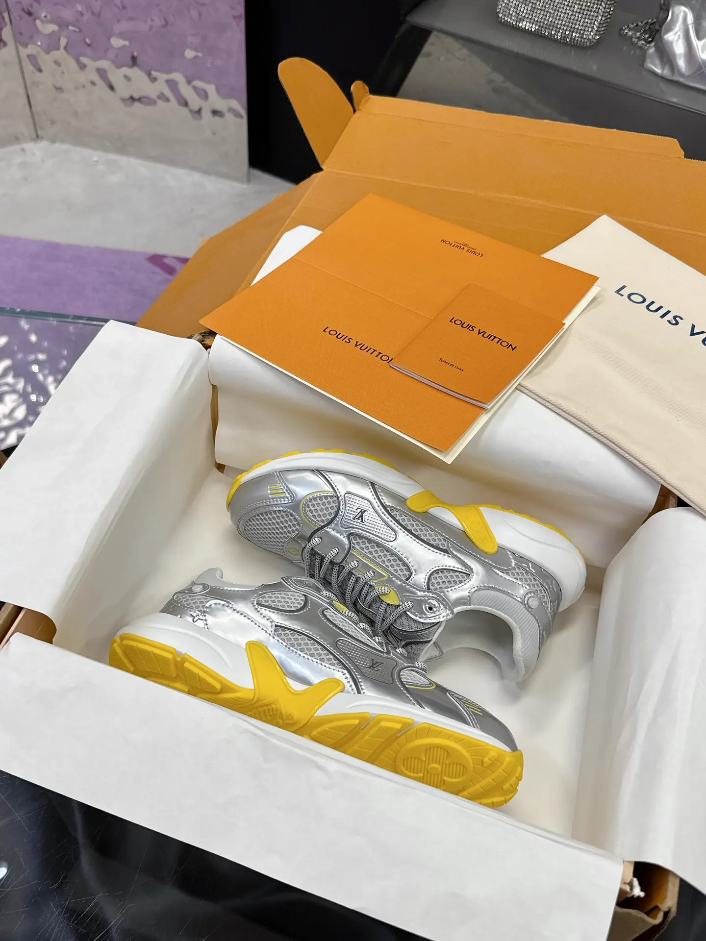 LV 25SS Olympia Sneakers image 1