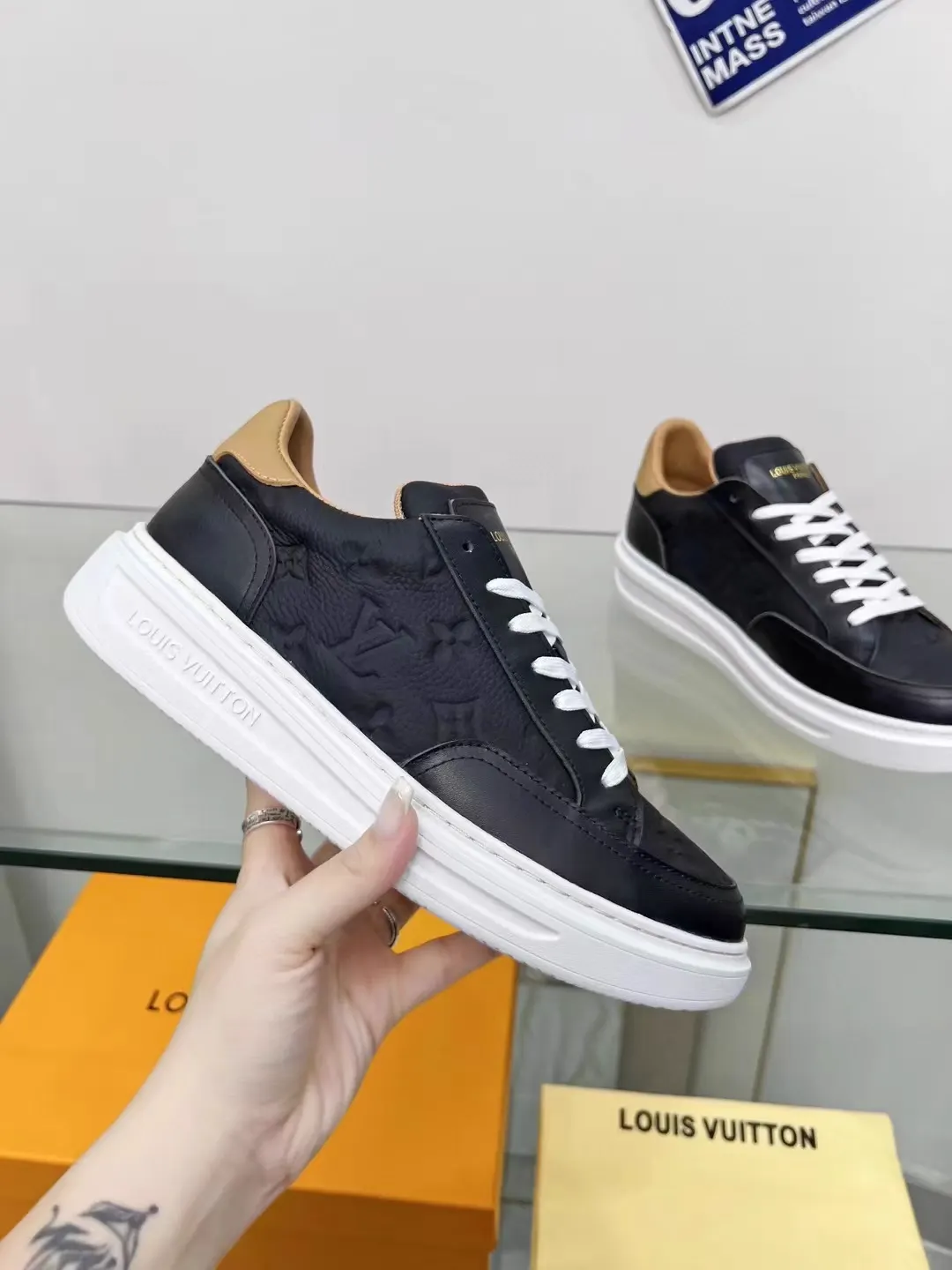 Beverly Hills Sneakers with Maxi Der Pattern image 1