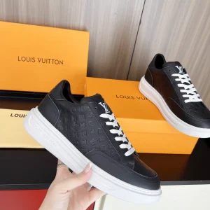 Beverly Hills Sneakers image 1