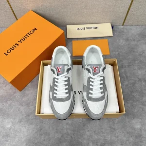 RUN AWAY Sneakers image 1