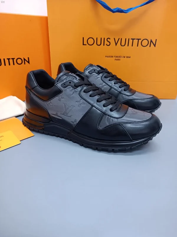 Louis Vuitton Men's Casual Sneakers image 1