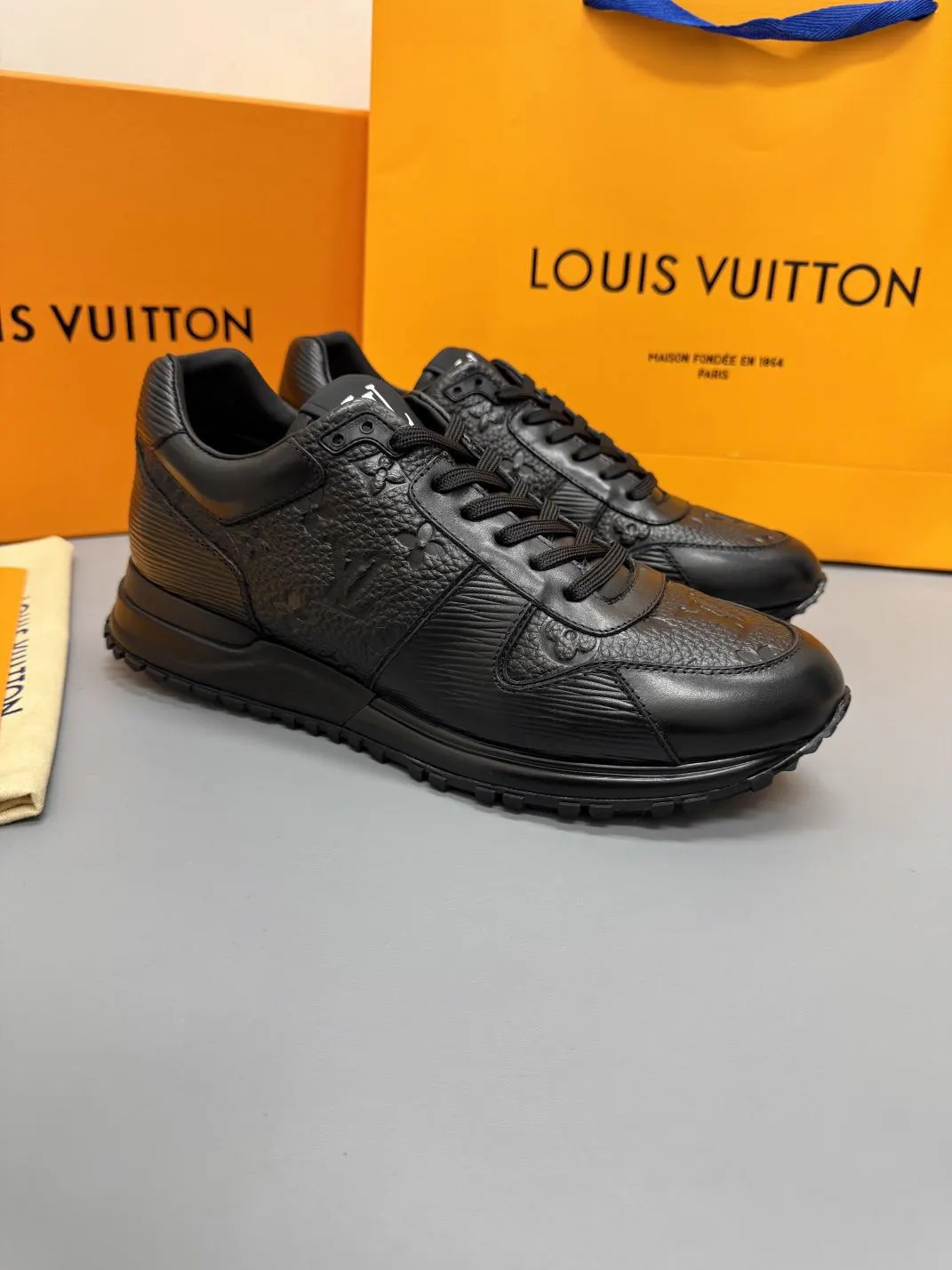 Louis Vuitton Men's Casual Sneakers image 1
