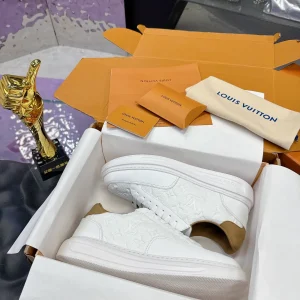 Lv Men's Shoes Latest Colorway image 1