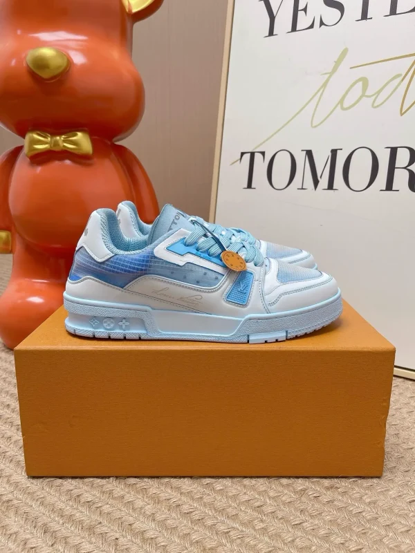 2026 Unisex Shoes with Synchronized Materials and Slip-Resistant Outsole image 1