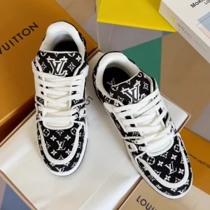 Louis Vuitton LV Trainer Sneakers 2024 SS image 1
