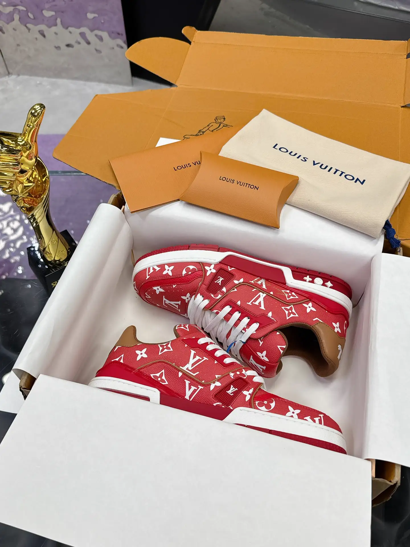 Louis Vuitton Trainer Sneakers 2025 Spring Edition image 1