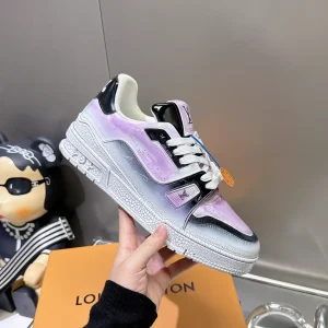 Top Version Ice Crack Glue Process LV Couple Trainer Sneakers image 1