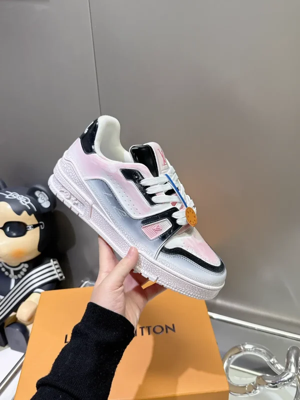 Top Edition LV Unisex Trainer Basketball Sneakers with Ice Crack Glaze image 1
