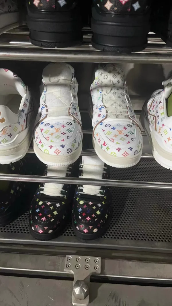 LV x Murakami White Multicolor Shoes image 1