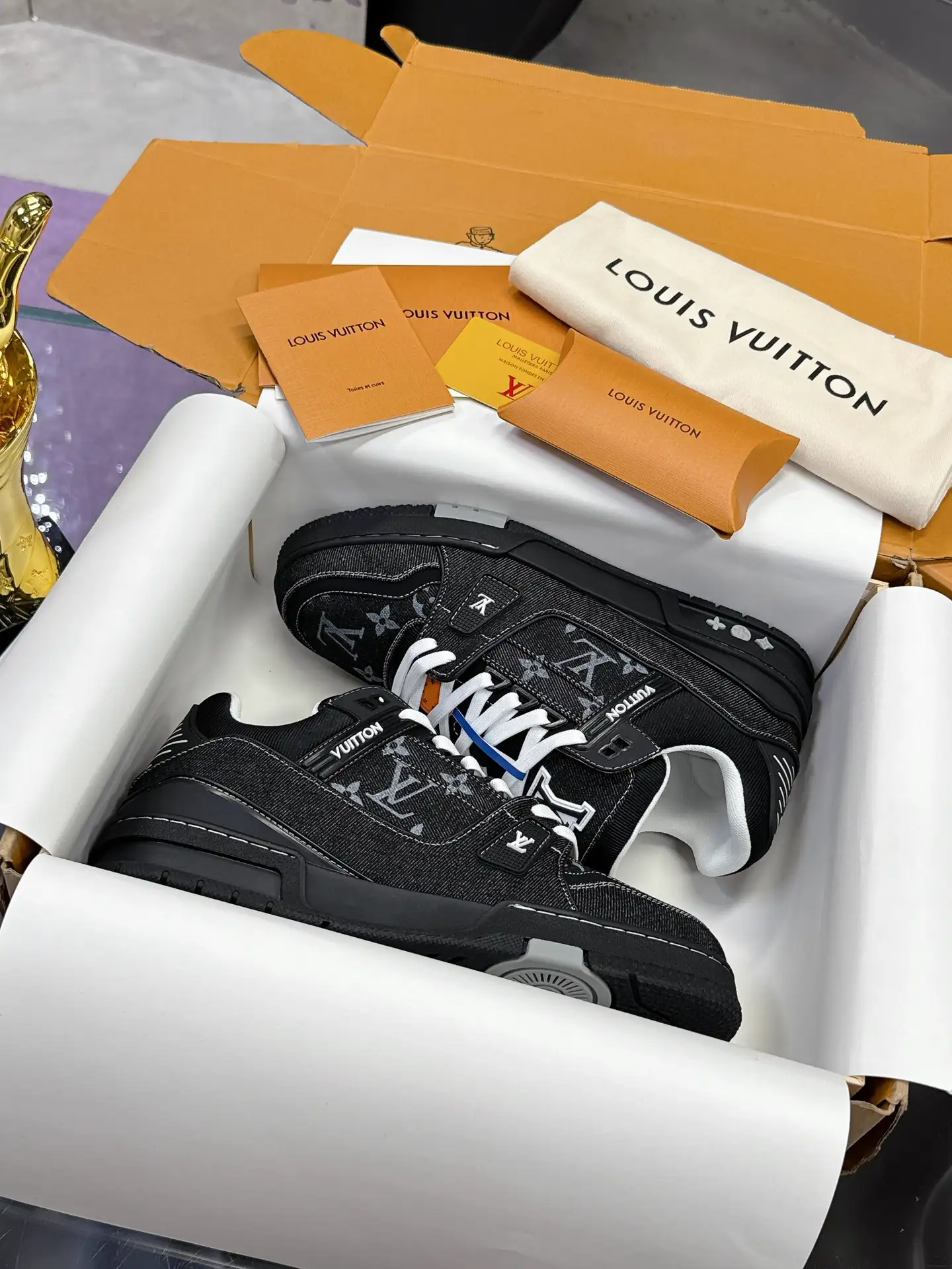 Louis Vuitton Trainer image 1