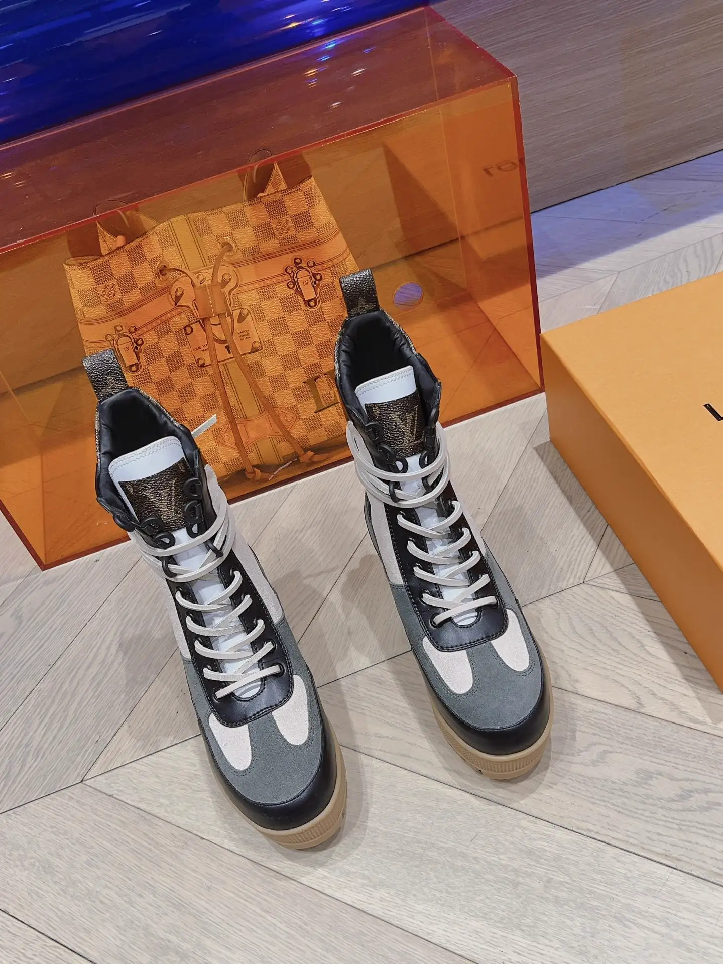 LV Classic Chunky Heel Martin Boots Desert Boots image 1