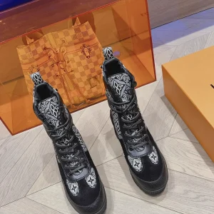 LV High-End Classic High-Heel Martin Boots image 1