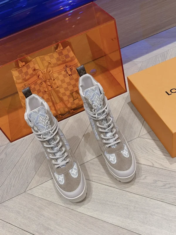 High-End Louis Vuitton Classic High Heel Martin Boots image 1
