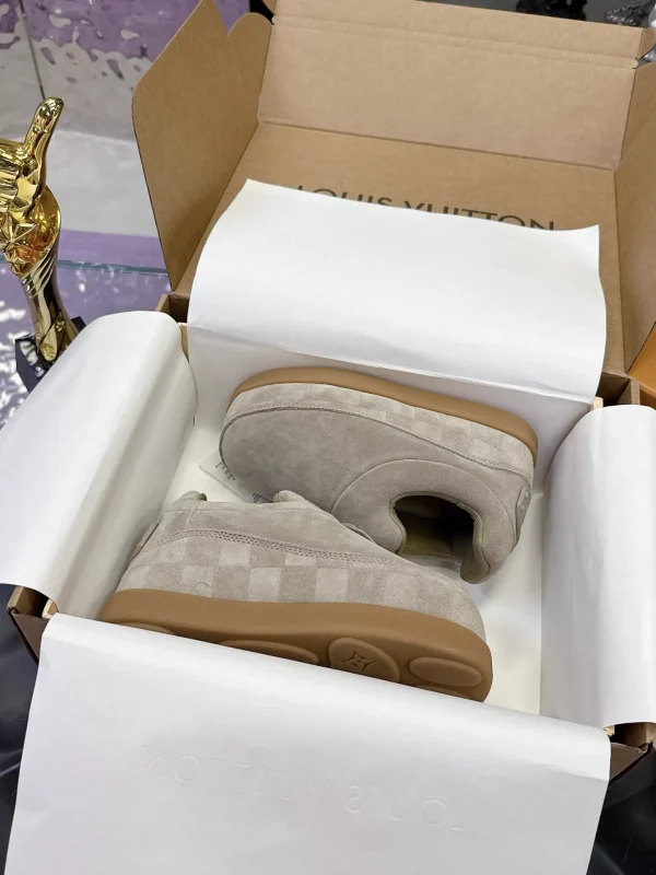 Louis Vuitton 25SS LV x Nigo YETI Couple Suede Sneakers image 1
