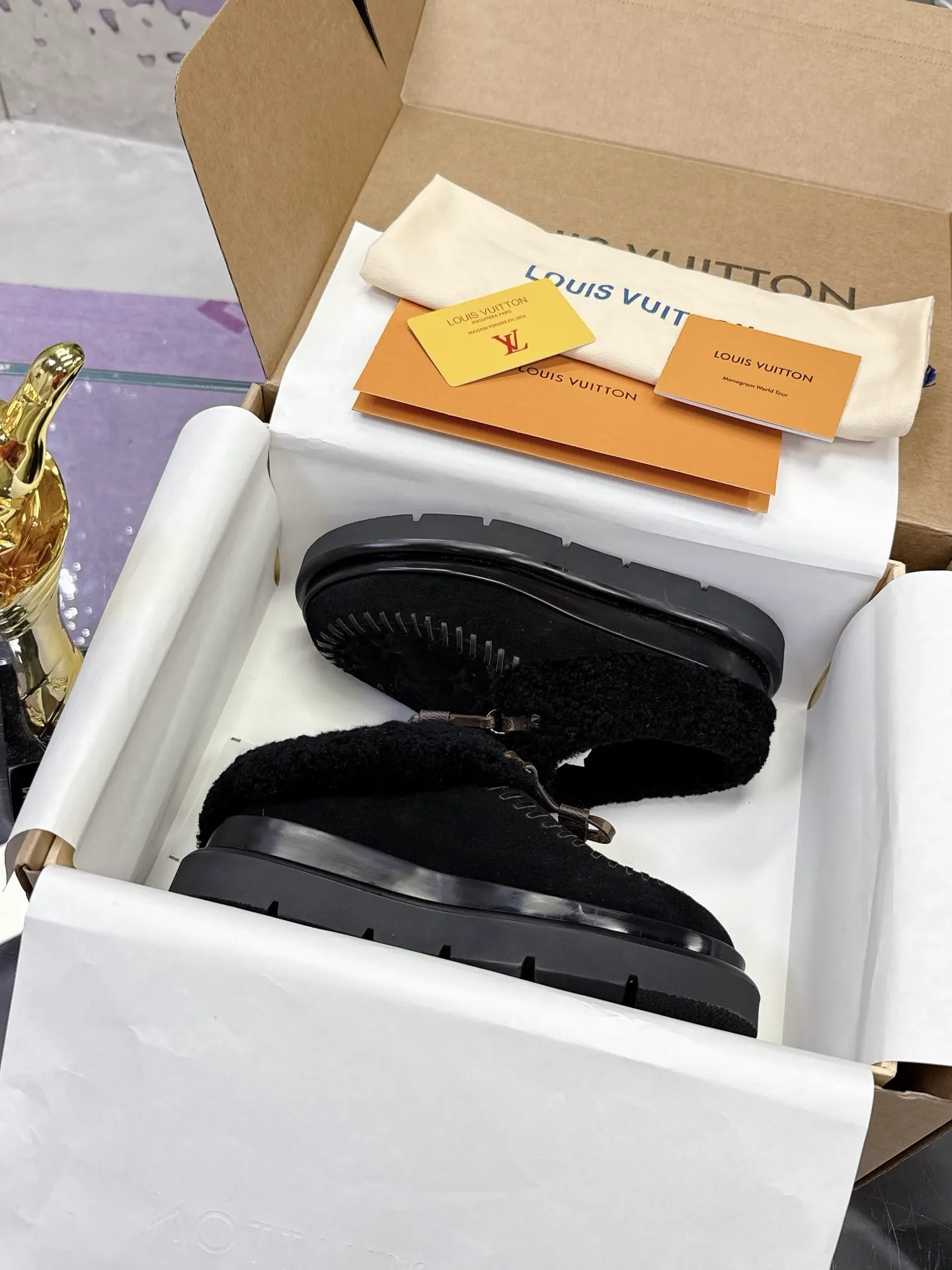 Louis Vuitton 2025 Autumn/Winter Wool Slippers Snow Boots image 1