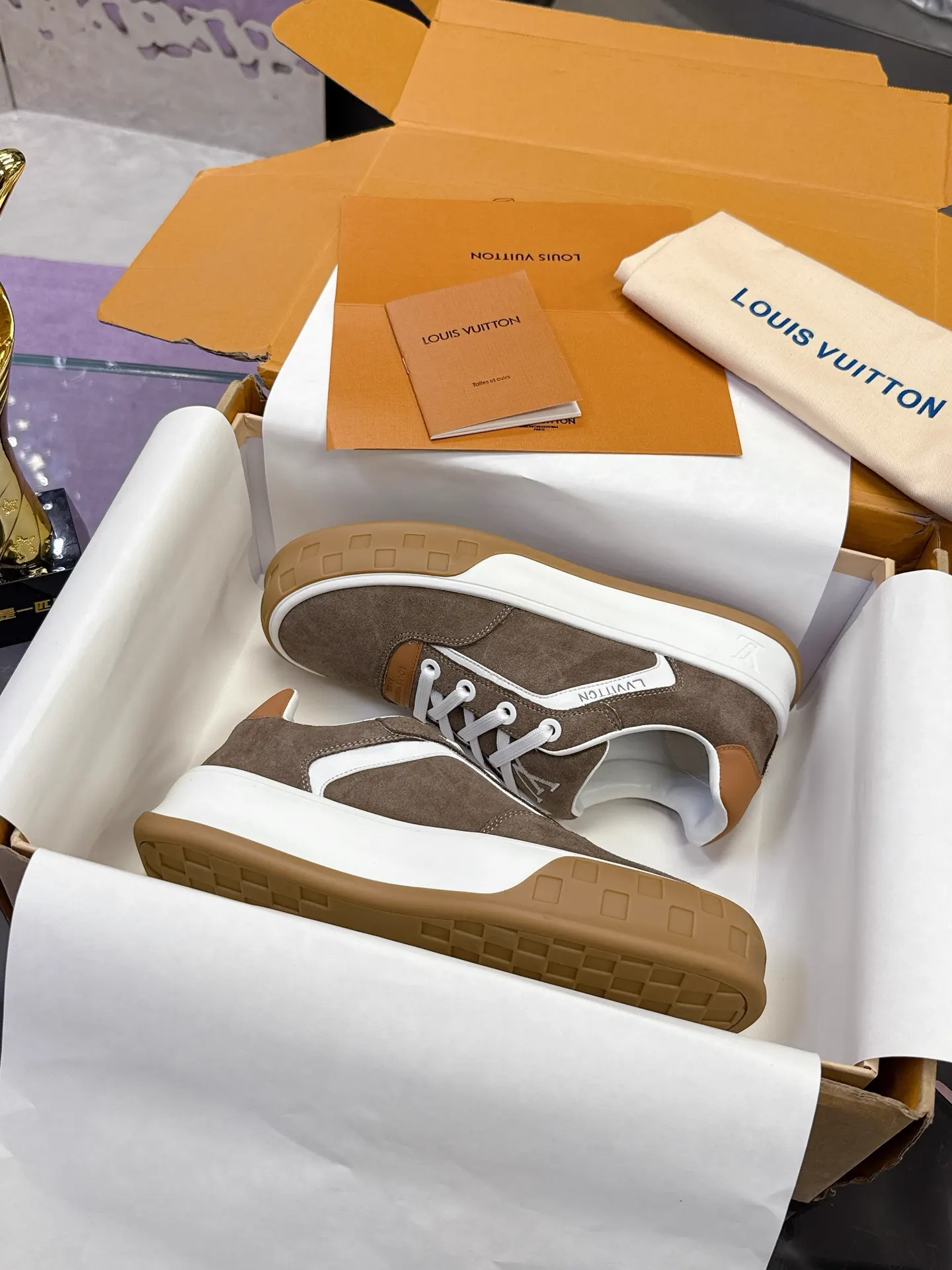LV Classic Runway Leather Shoes with TPU Sole image 1