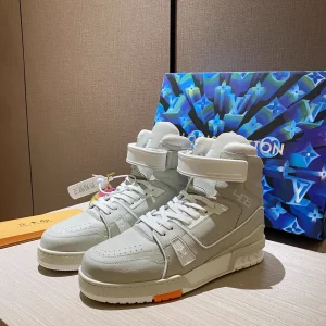 Louis Vuitton Trainer Sneakers Men 39-45 image 1