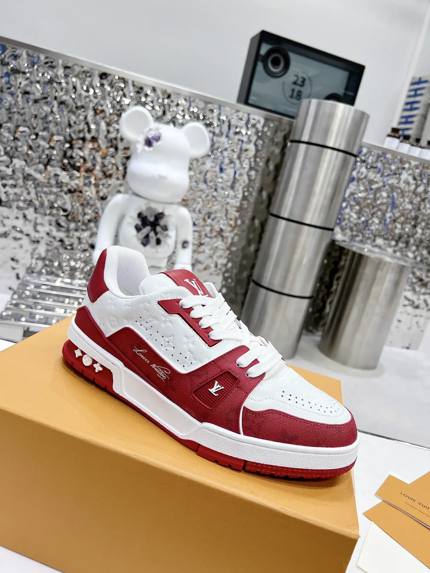 Unisex Retro Basketball Sneakers High-Top Low-Top Leather TPU Sole image 1