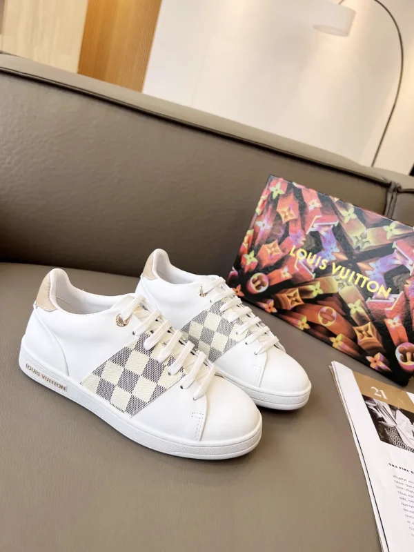 Louis Vuitton Frontrow Sneaker in Calf Leather and Der Azur Canvas image 1