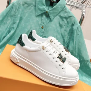 LV Sports Shoes 2023 New Letter Rhinestone White Shoes image 1
