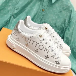 LV Couple Thick Sole White Leather Sports Shoes 2023 New Color image 1
