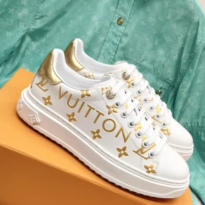 LV Unisex Thick-Sole White Leather Sneakers 2023 New Color image 1