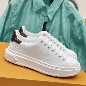 Couple Style Thick-Soled Leather Sneakers 2022 New Colors image 1