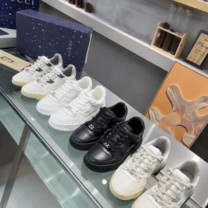 Gucci 2023 Winter Distressed Casual Sneakers image 1