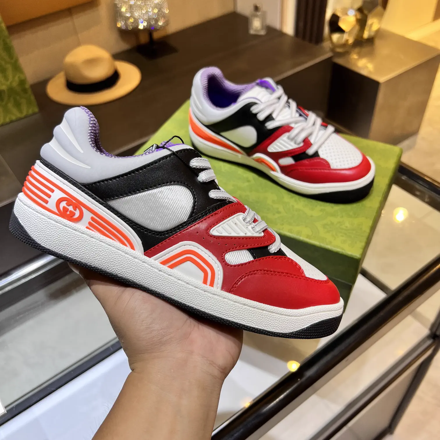 Gucci Low-Top Sneakers image 1